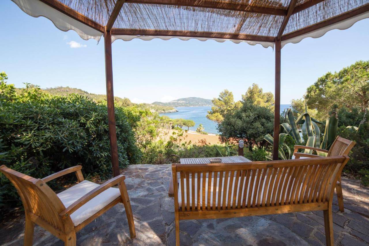 Hotel Capo Sud Лакона Екстериор снимка