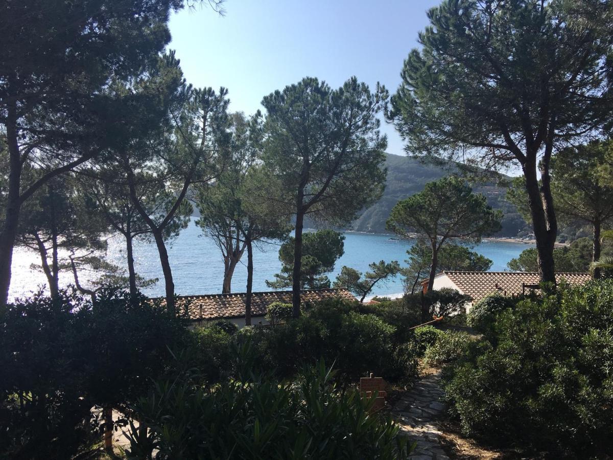 Hotel Capo Sud Лакона Екстериор снимка