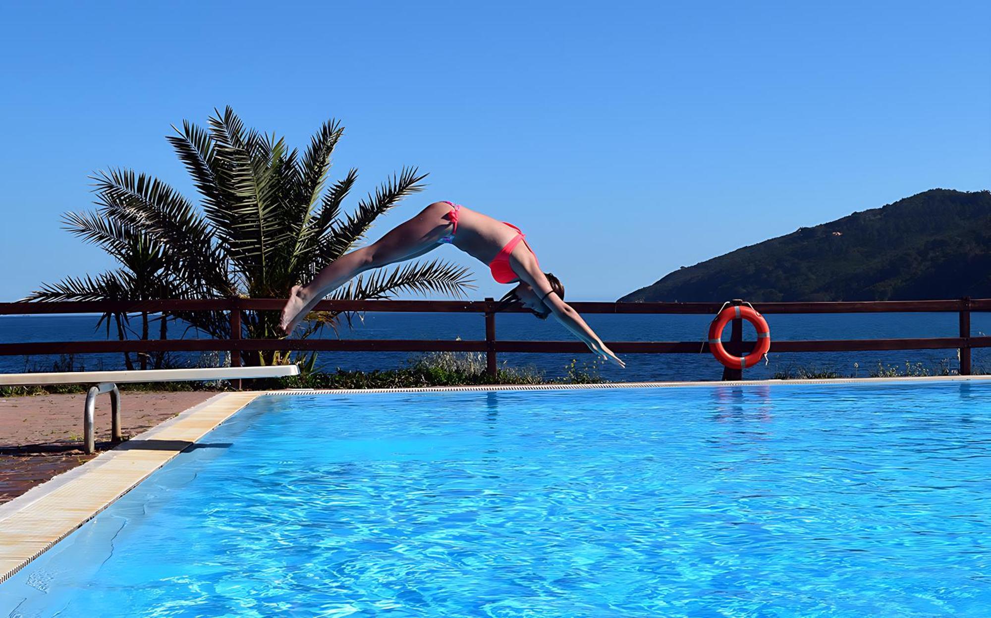 Hotel Capo Sud Лакона Екстериор снимка