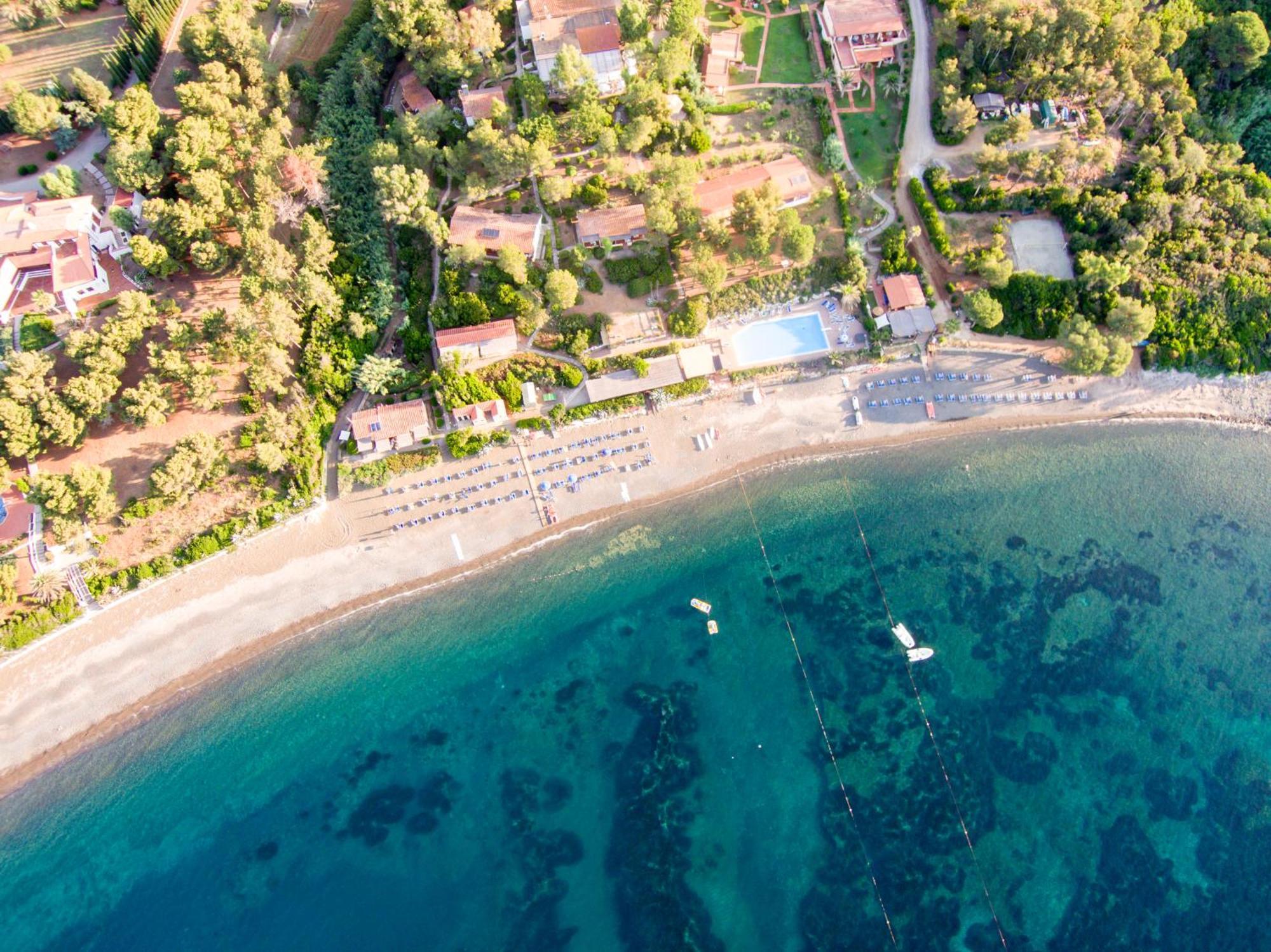 Hotel Capo Sud Лакона Екстериор снимка